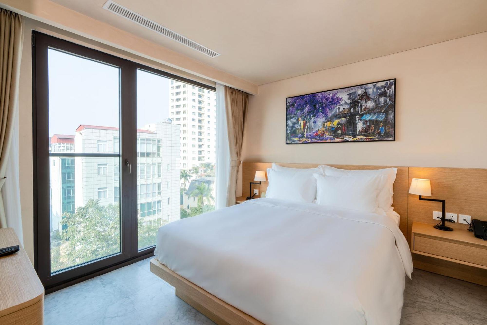 The Five Suites Lilas Hanoi Exterior photo