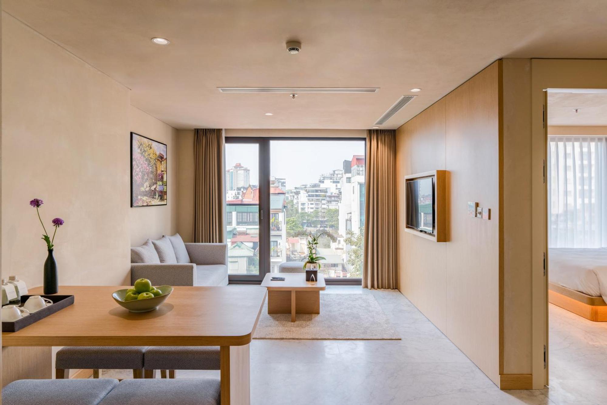 The Five Suites Lilas Hanoi Exterior photo