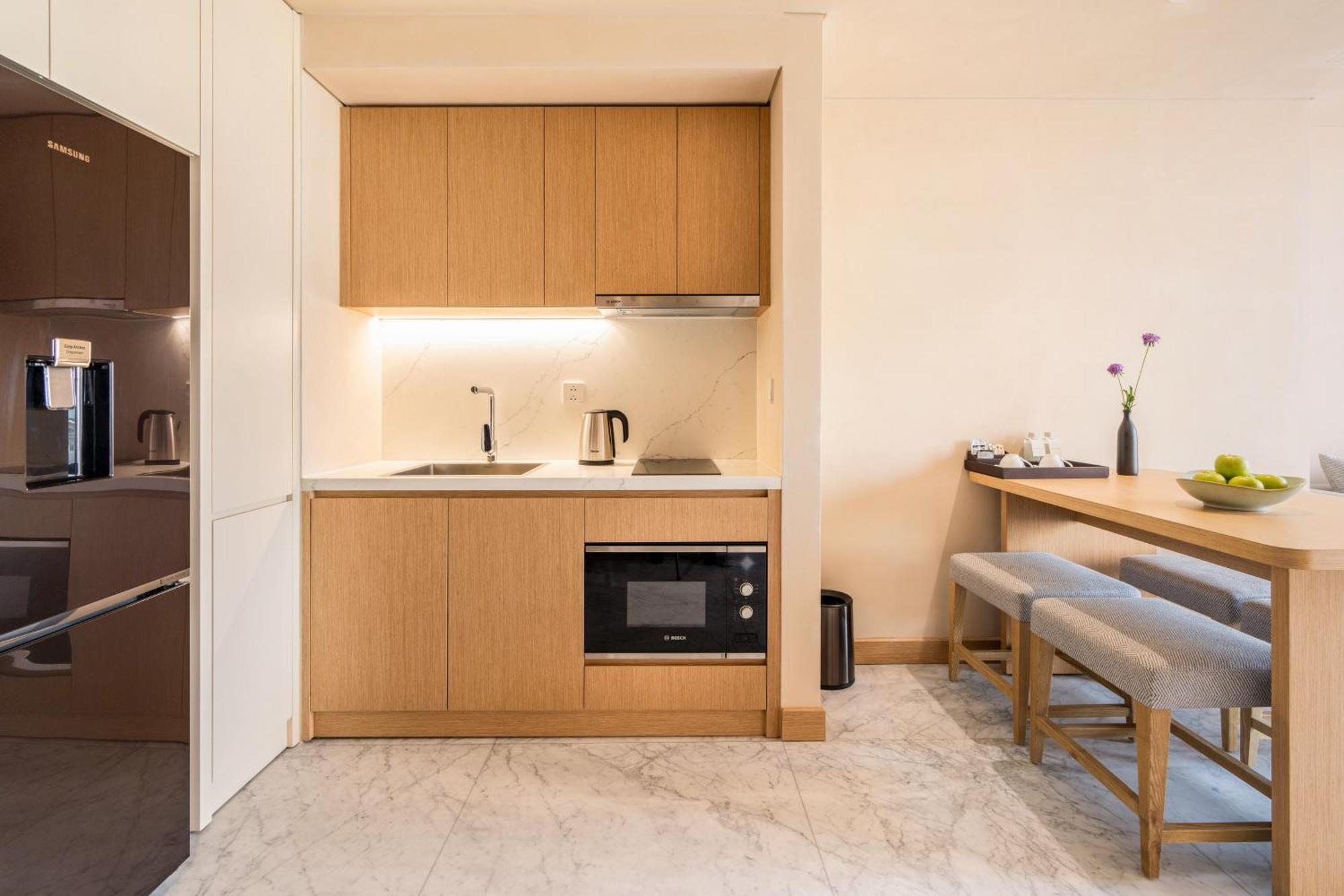 The Five Suites Lilas Hanoi Exterior photo