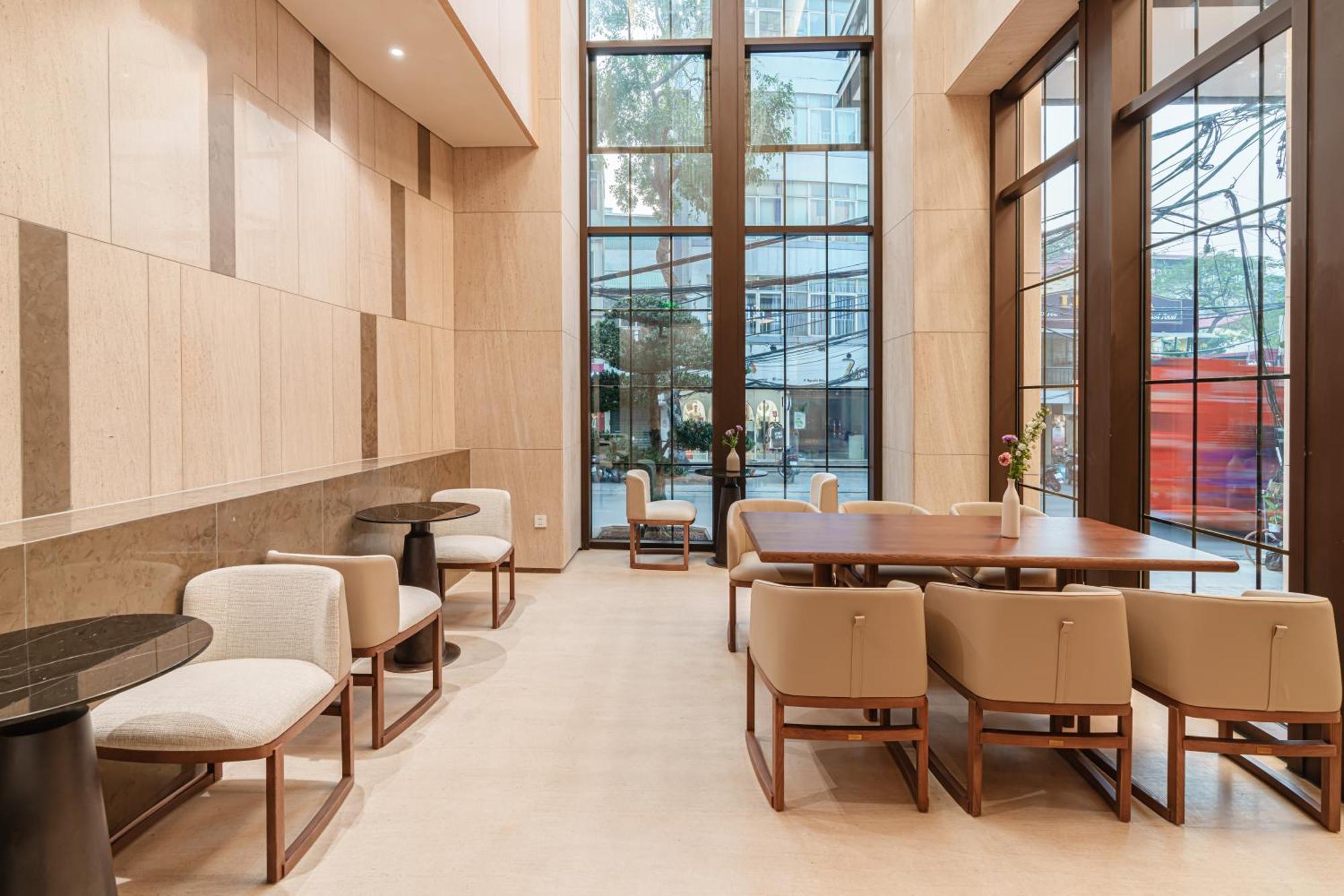 The Five Suites Lilas Hanoi Exterior photo
